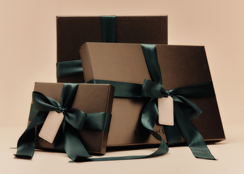 Leather Gift Ideas: 5 Curated Sets Wrapped and Ready to Give