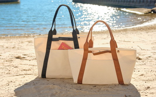 What Are the Best Tote Bags for a Beach Holiday: Materials, Size, and Easy Care
