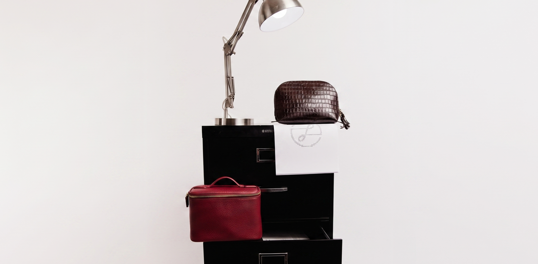 What to Look For in a Leather Makeup Bag: Structure, Lining, and Compartments